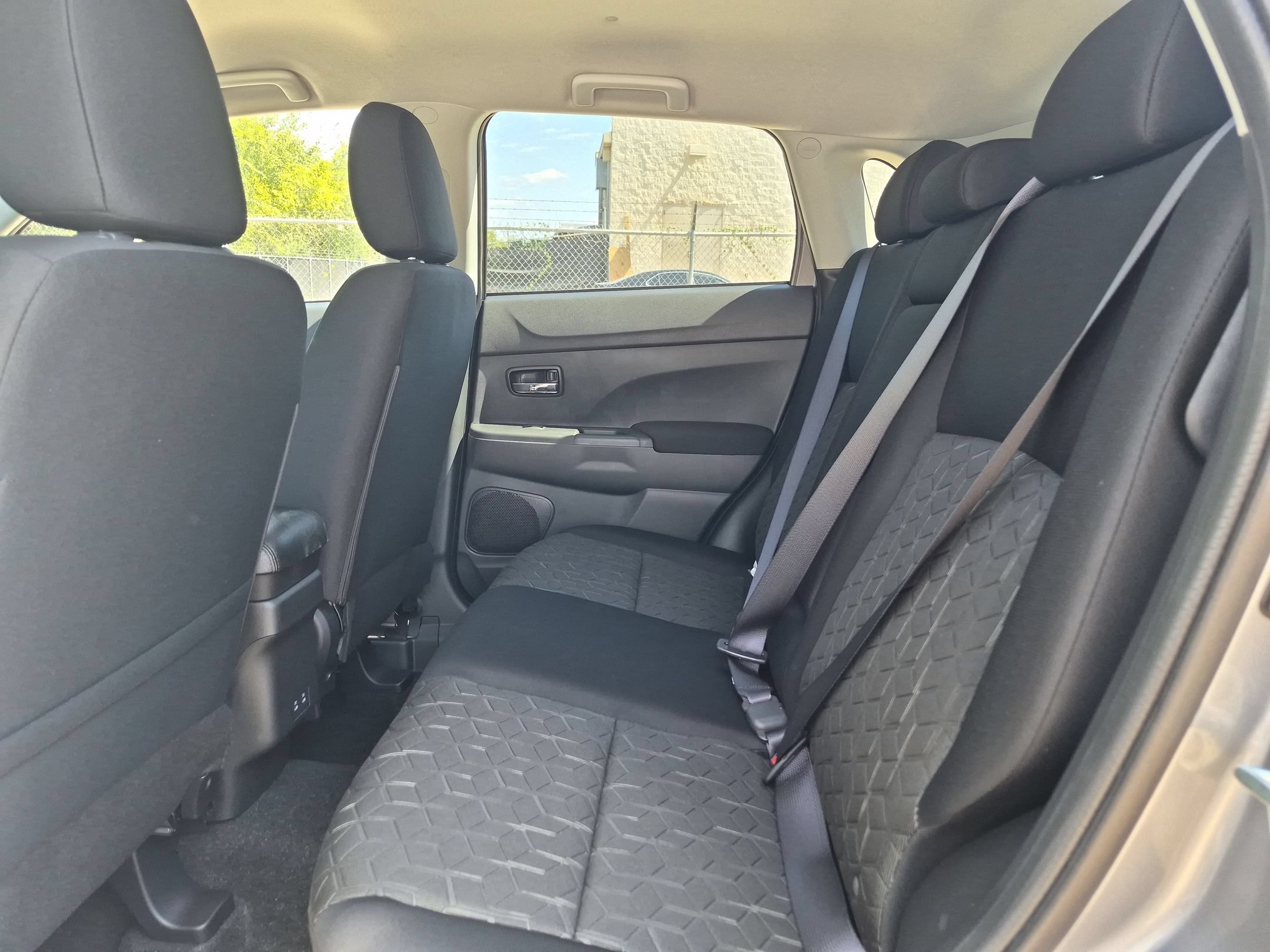 New 2027 Mitsubishi Outlander Sport LE AWD/4WD image 13