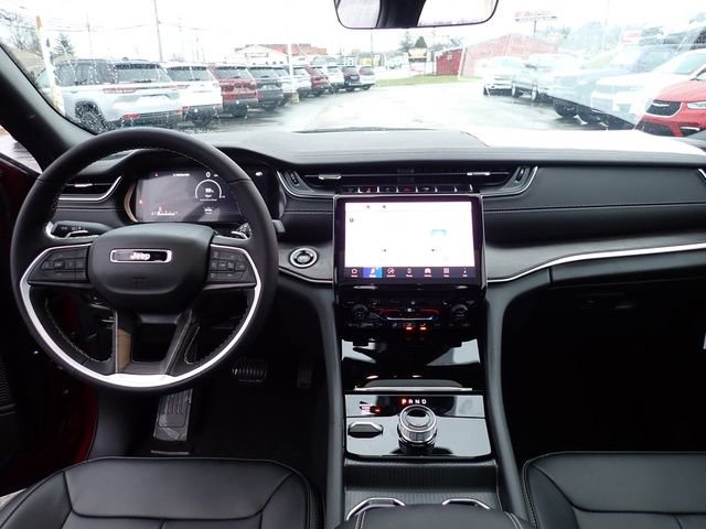 New 2025 Jeep Grand Cherokee Limited w/ MOPAR Finishing Package image 14