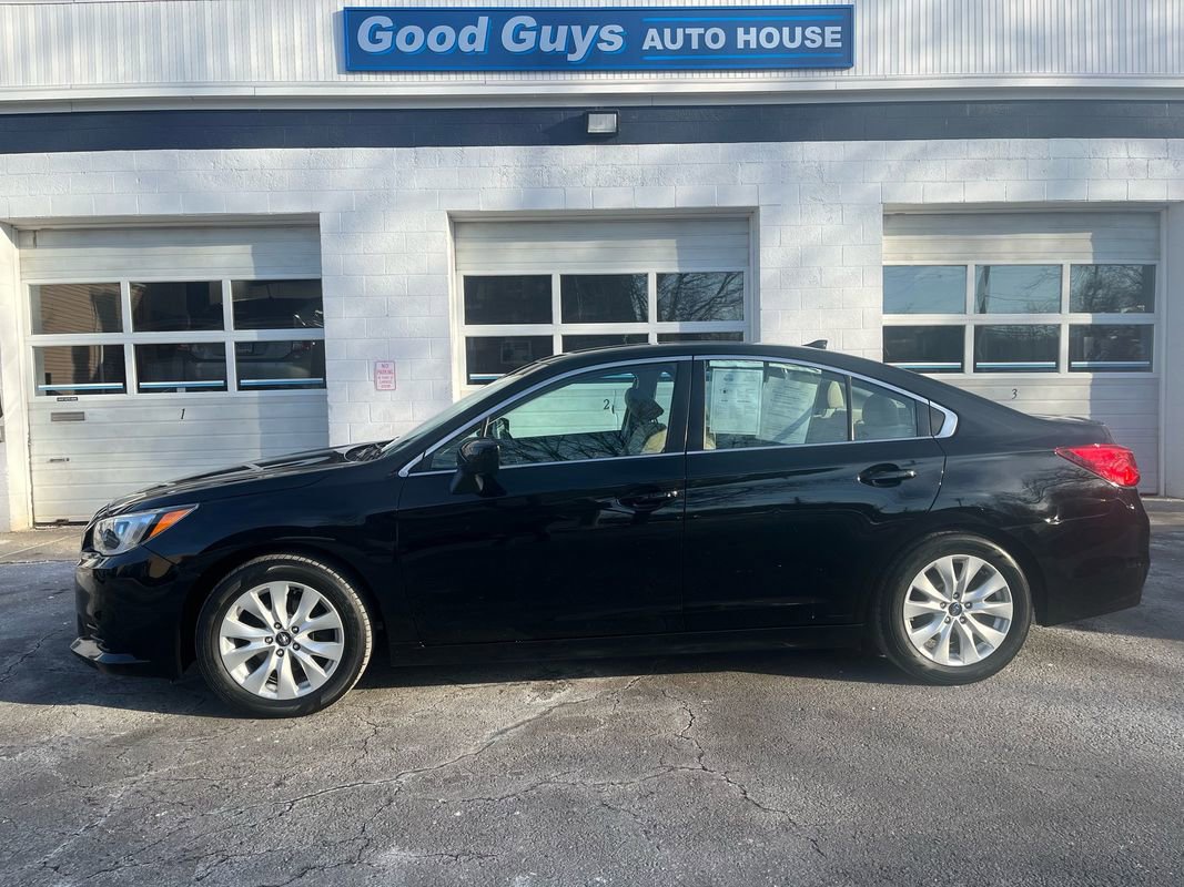 Used 2017 Subaru Legacy 2.5i Premium image 1