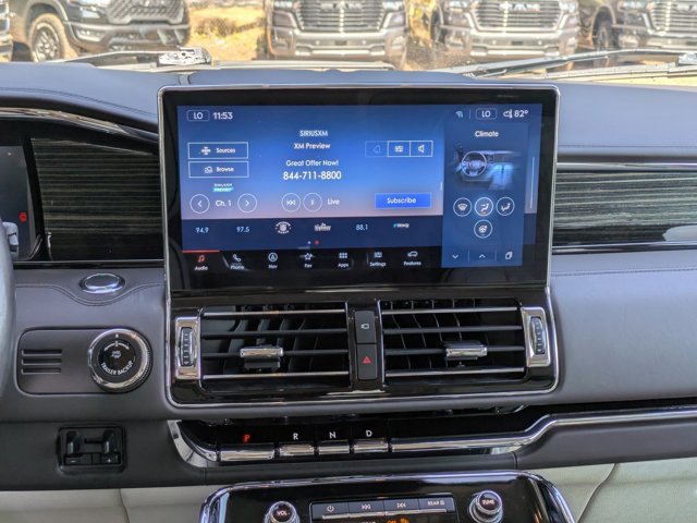 Used 2022 Lincoln Navigator L Black Label image 16