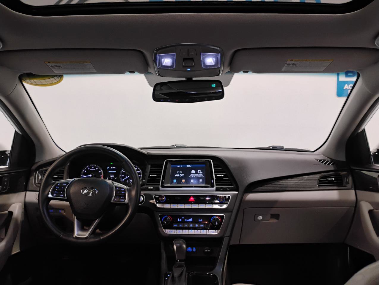 Used 2018 Hyundai Sonata Limited image 14