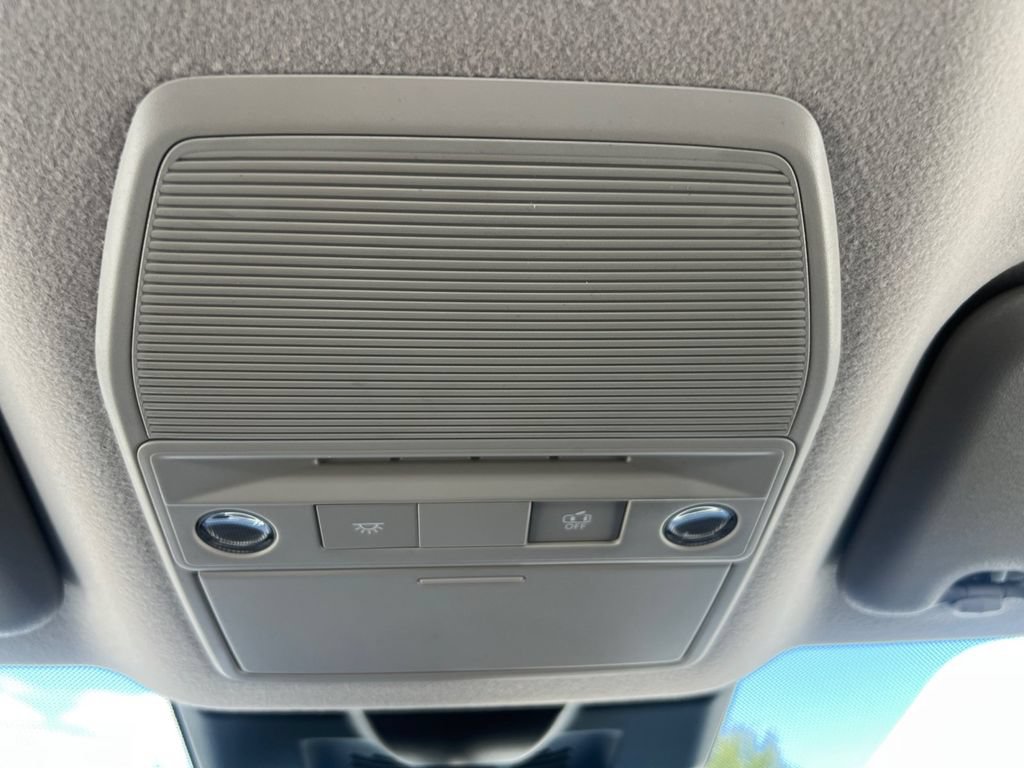 New 2027 Nissan Sentra SV FWD image 8