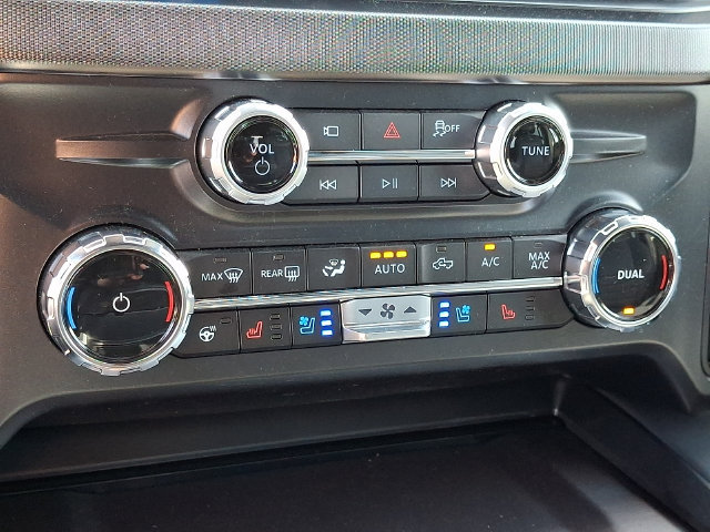 Used 2026 Ford F250 Platinum AWD/4WD image 15
