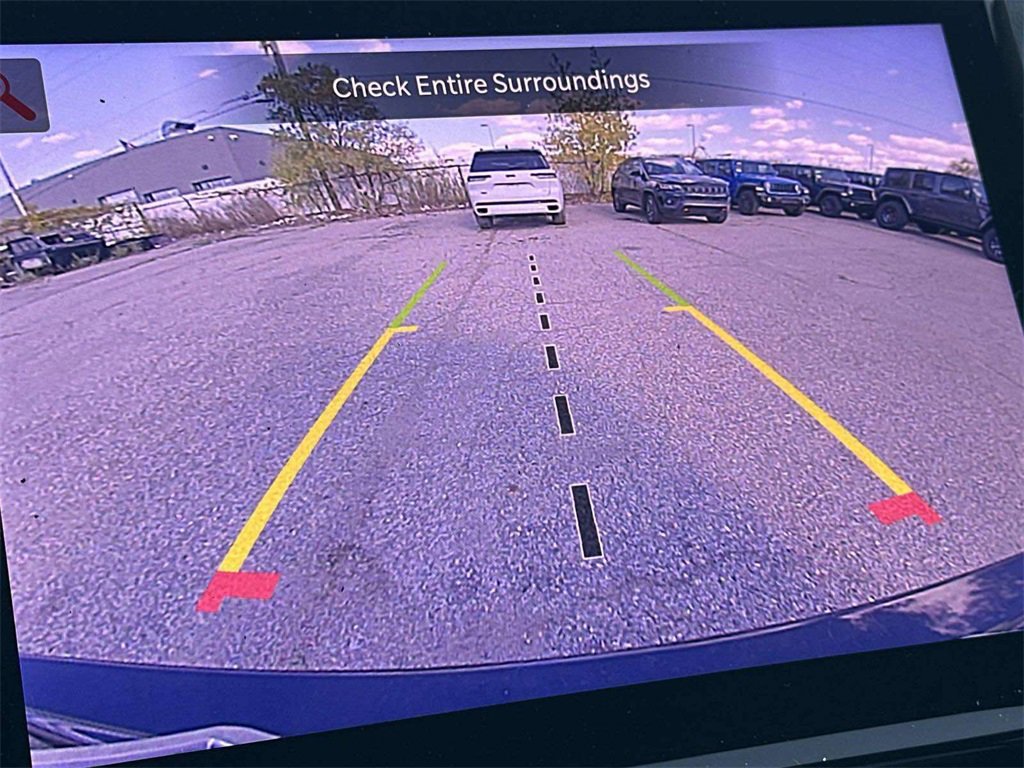 New 2025 Jeep Grand Cherokee Limited image 13