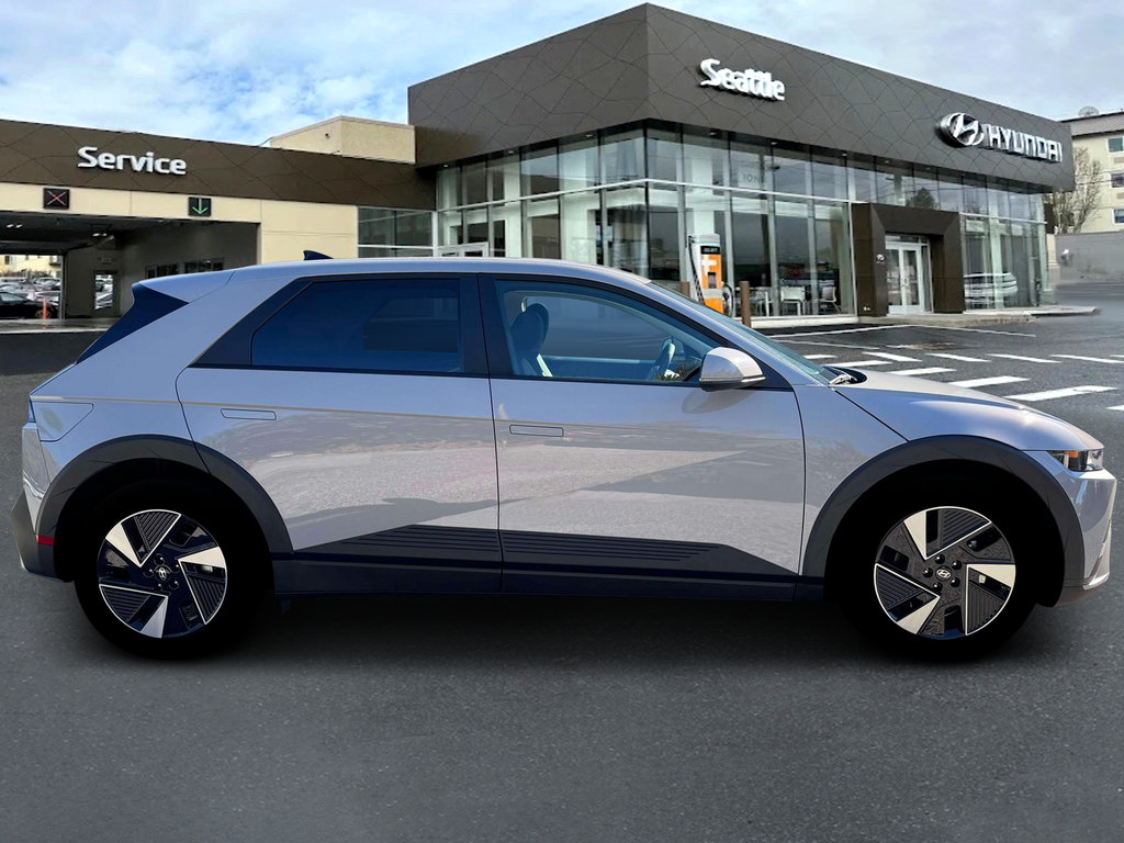 New 2026 Hyundai Ioniq 5 SEL AWD/4WD image 9