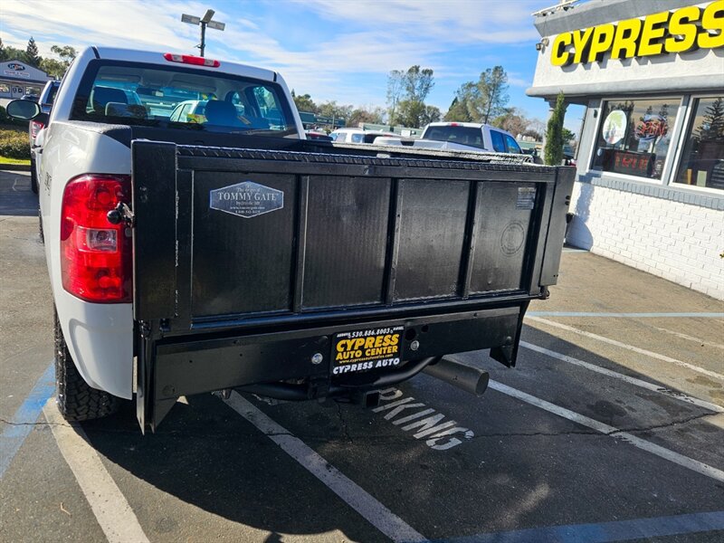 Used 2009 Chevrolet Silverado 2500 W/T AWD/4WD image 4