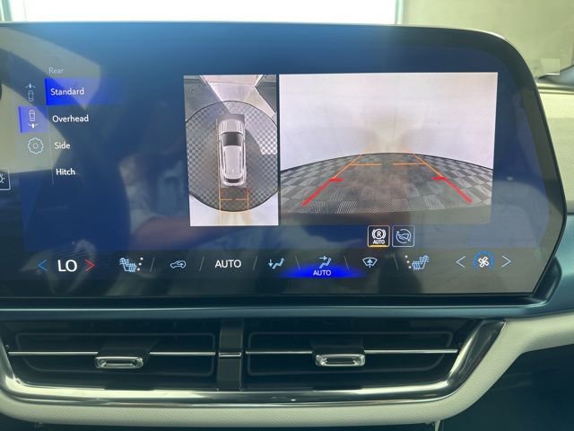 New 2026 Chevrolet Equinox EV LT AWD/4WD image 26