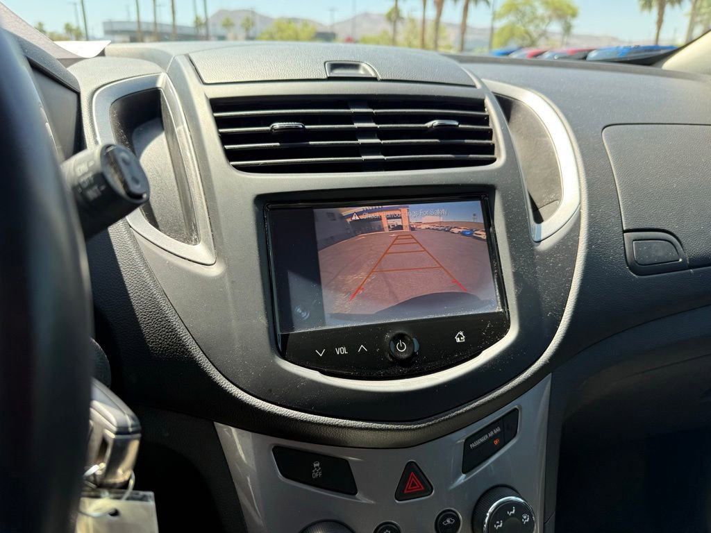 Used 2016 Chevrolet Trax LT w/ LT Convenience Package FWD image 11