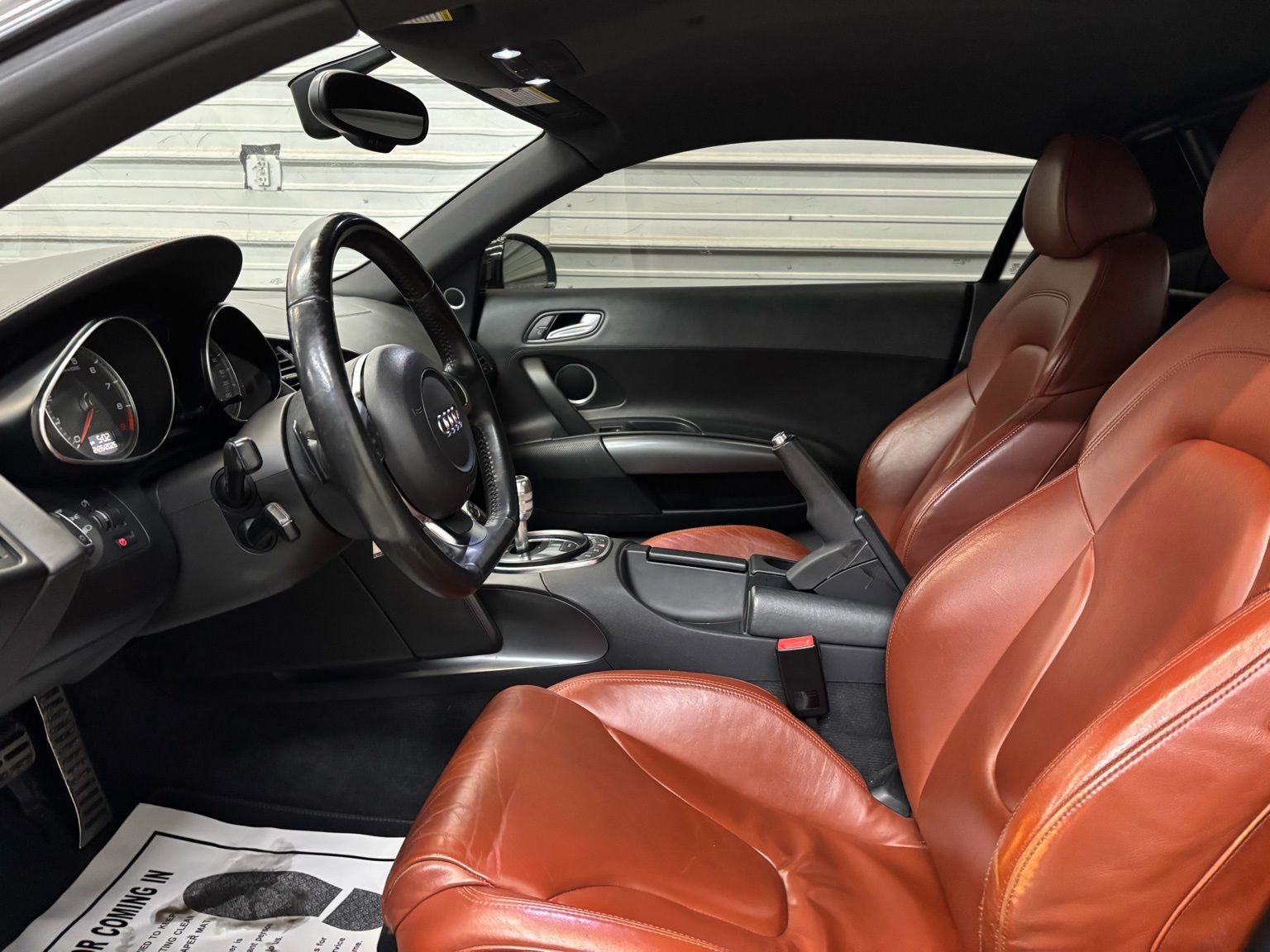 Used 2009 Audi R8 V8 image 8