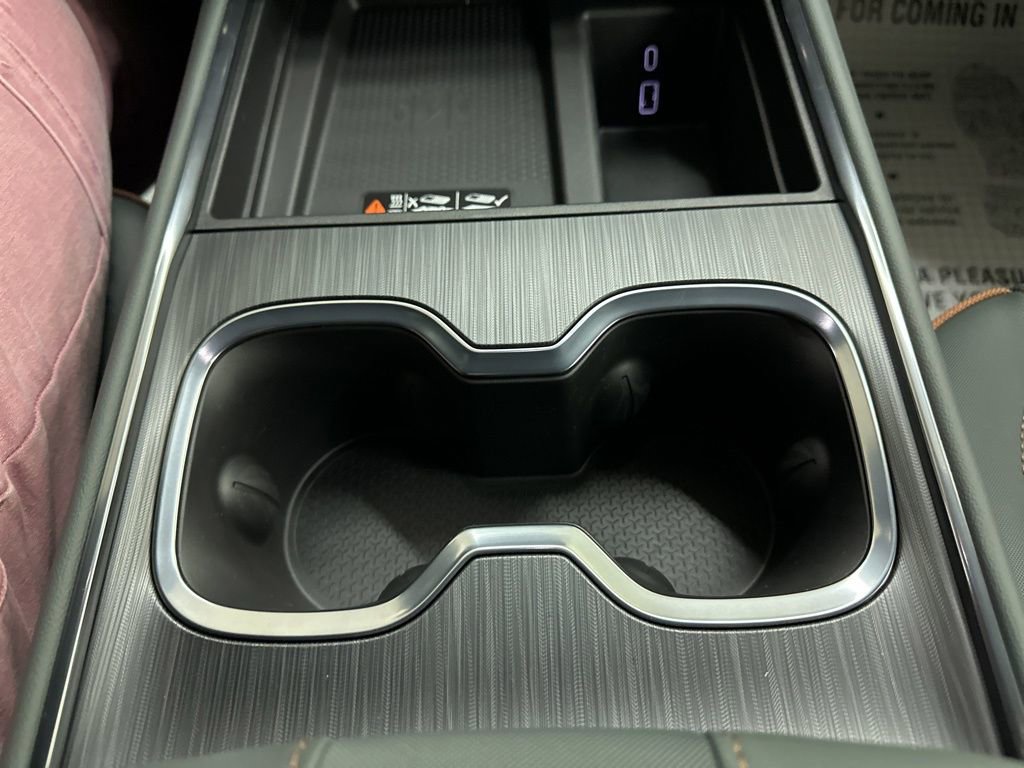 New 2026 GMC Acadia AT4 w/ Luxury Package image 40