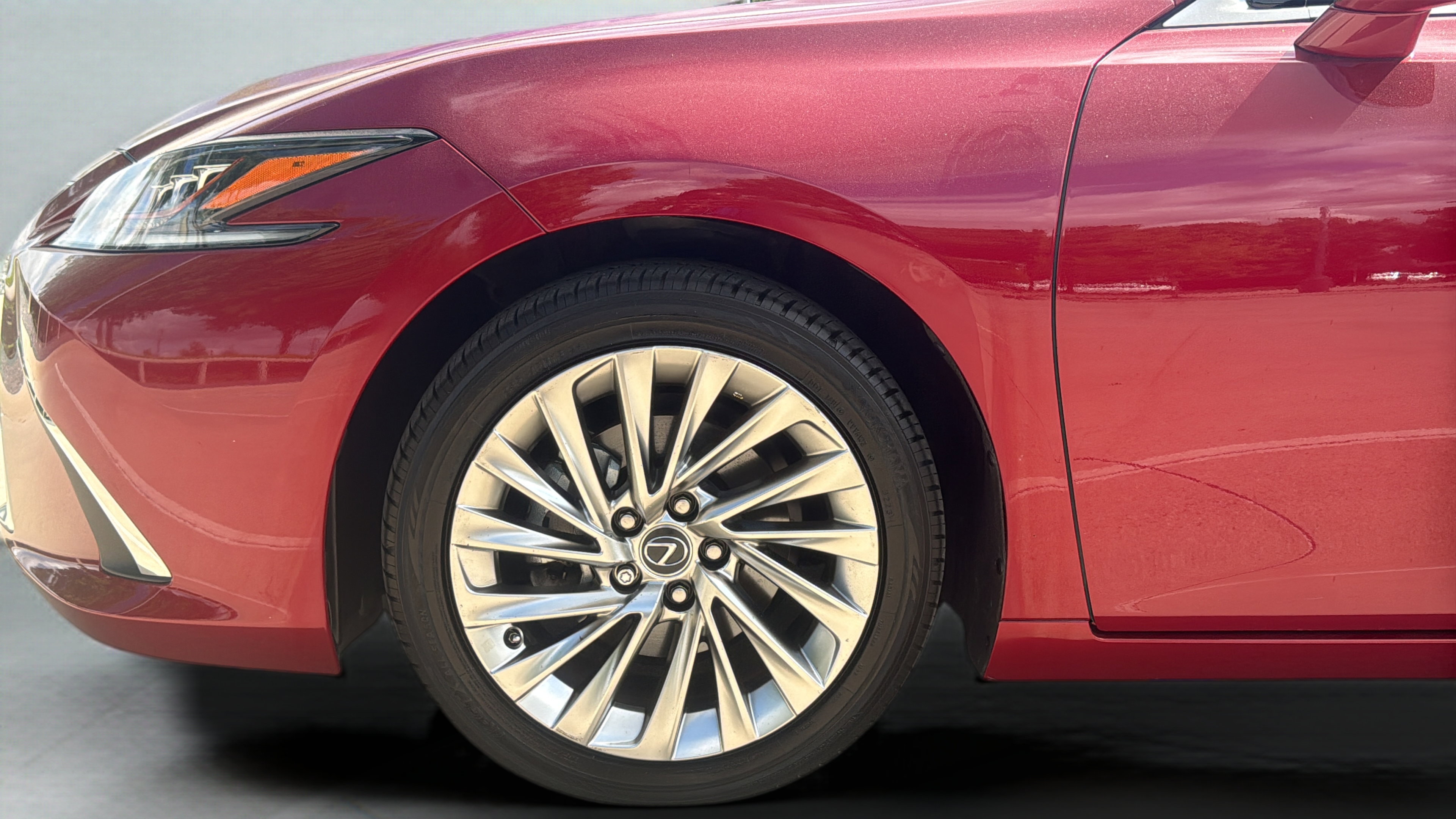 Certified 2020 Lexus ES 350 Ultra Luxury w/ Accessory Package 2 FWD image 33