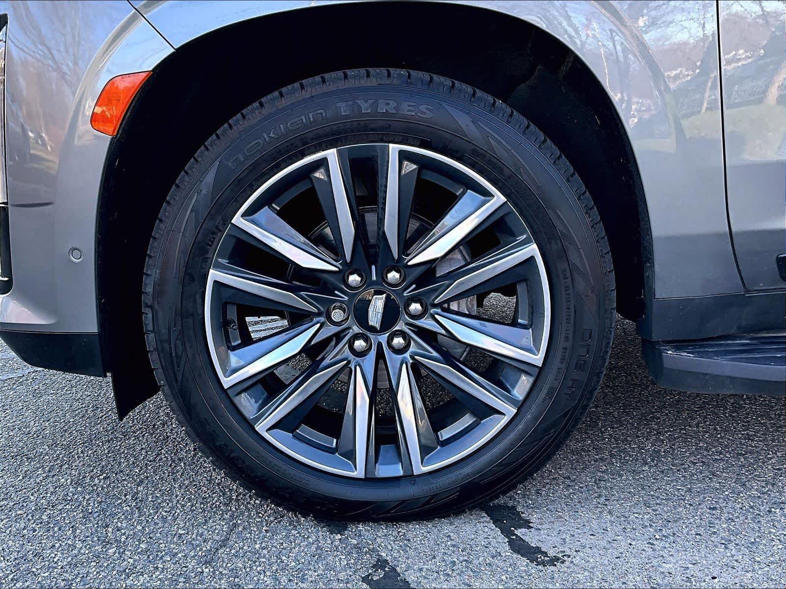 Used 2021 Cadillac Escalade Sport Platinum w/ Heavy-Duty Trailer Package image 7