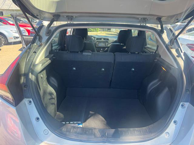 Used 2018 Nissan Leaf SV w/ Protection Package image 10