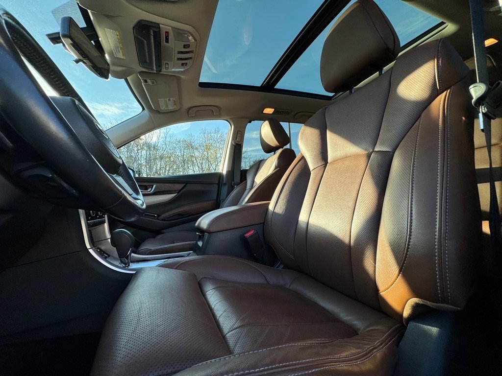 Used 2019 Subaru Ascent Touring w/ Popular Package #3 image 16