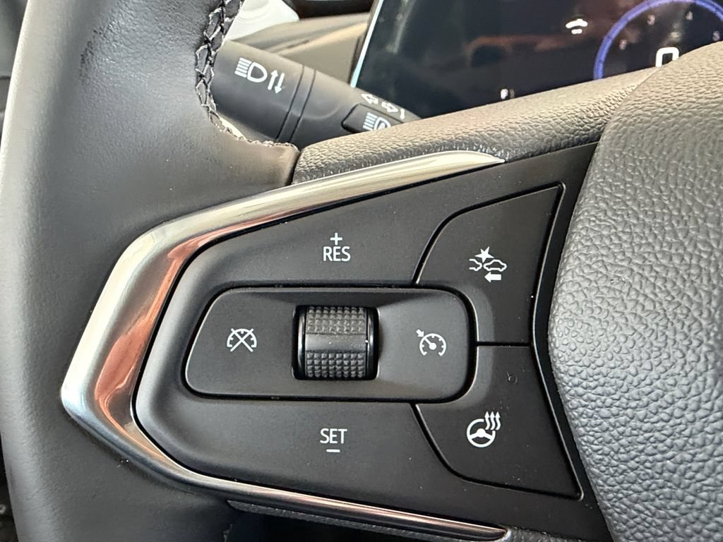 New 2026 Chevrolet Trax ACTIV w/ Sunroof Package FWD image 24