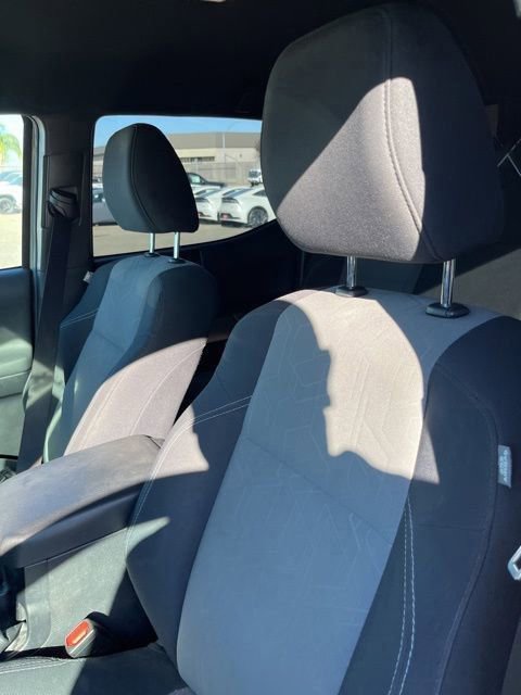 Used 2020 Toyota Tacoma TRD Off-Road w/ Technology Package image 11