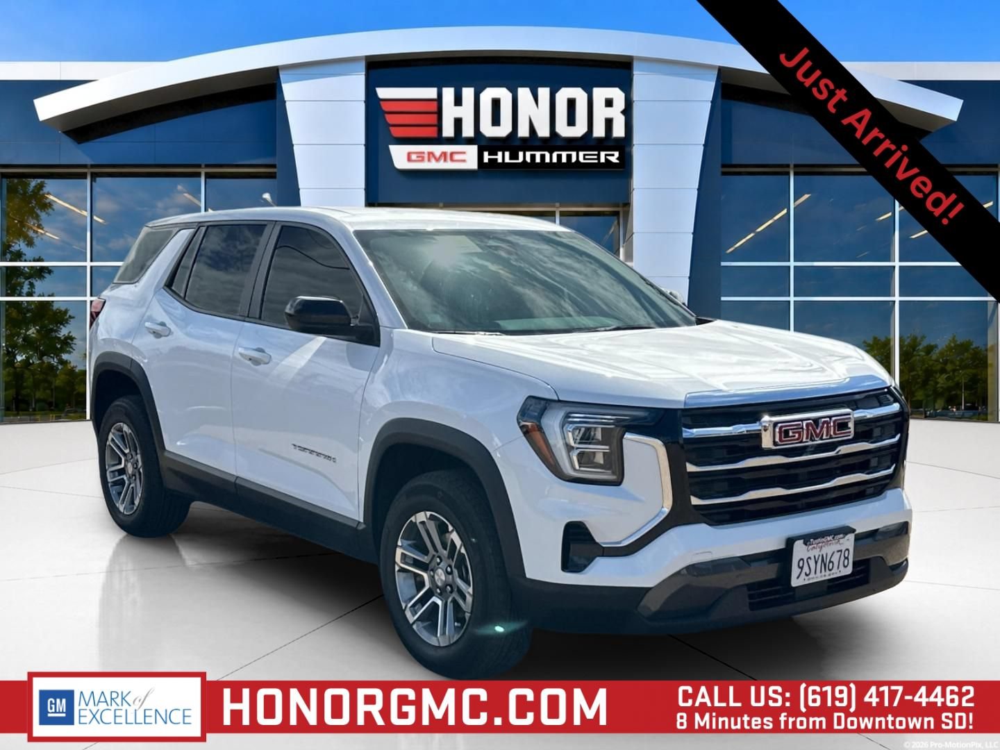 Used 2025 GMC Terrain Elevation