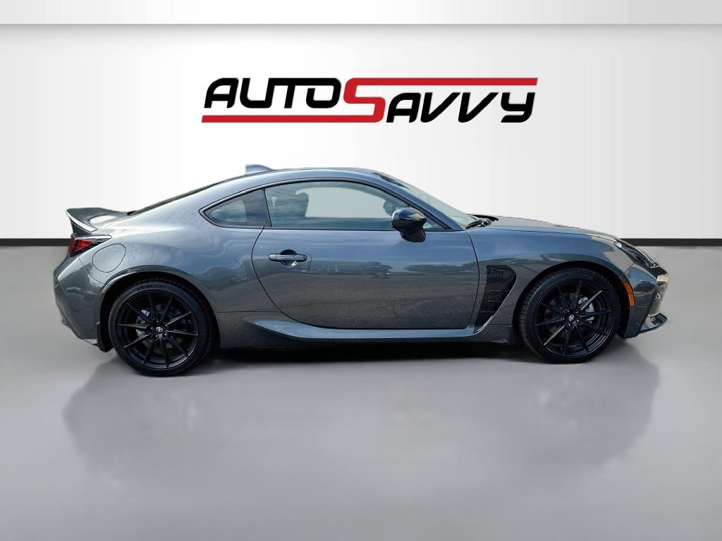 Used 2025 Toyota GR86 Premium RWD image 8