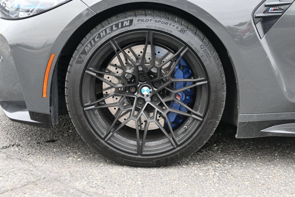 Used 2022 BMW M3 Competition w/ M Carbon Exterior Package AWD/4WD image 4