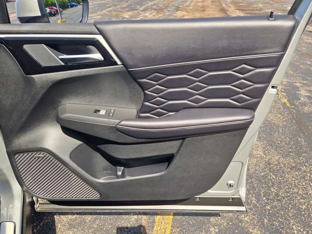New 2026 Mitsubishi Outlander SEL AWD/4WD image 7