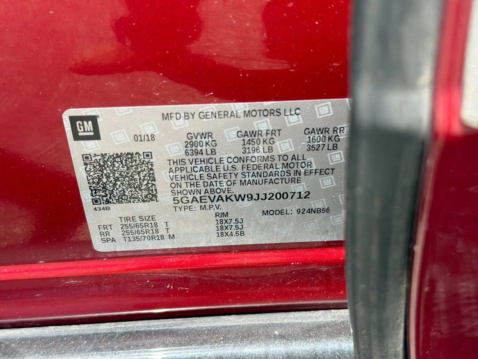 Used 2018 Buick Enclave Essence AWD/4WD image 39