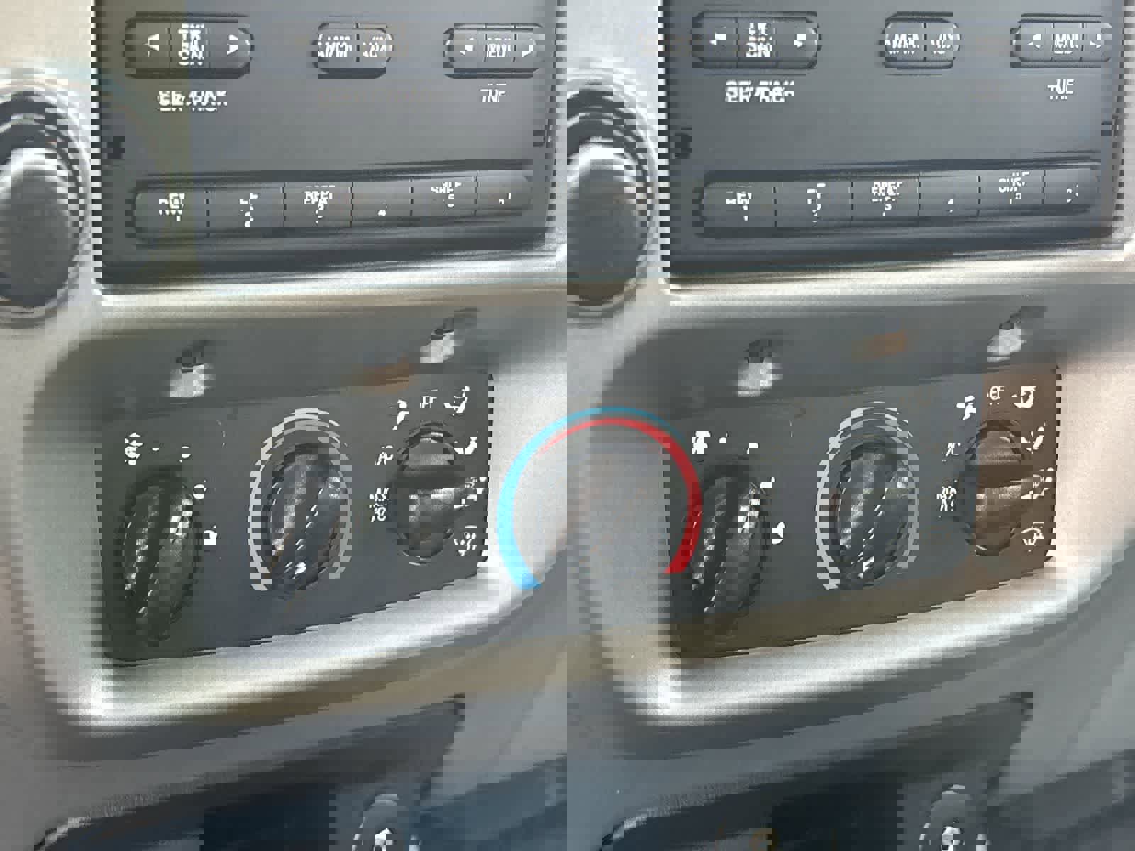 Used 2010 Ford Ranger XLT image 19