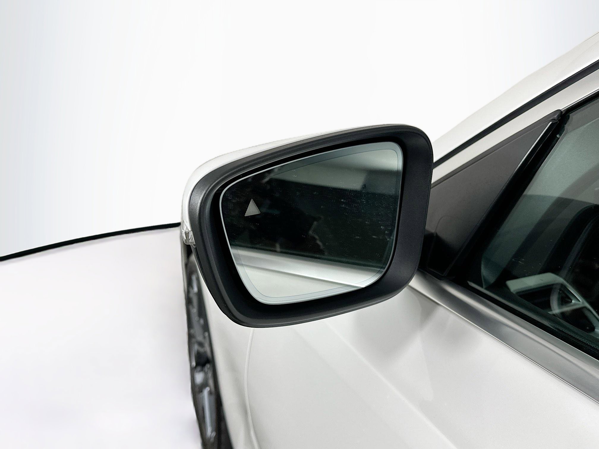 Used 2025 BMW 330i Sedan image 16