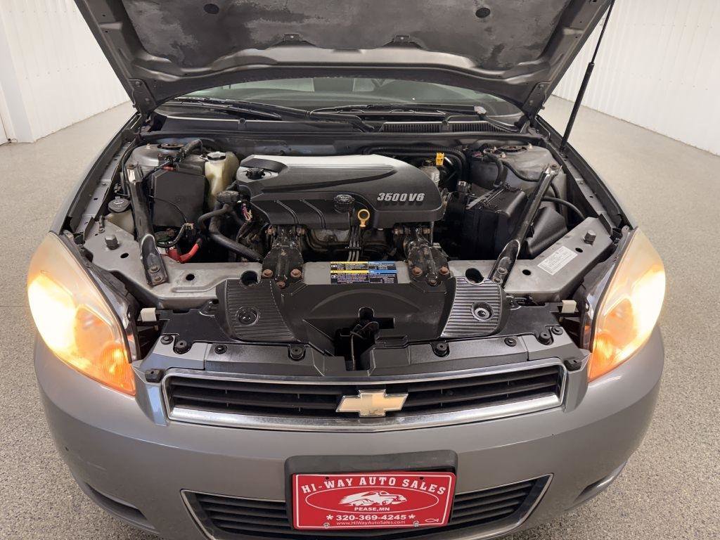 Used 2008 Chevrolet Impala LT FWD image 33