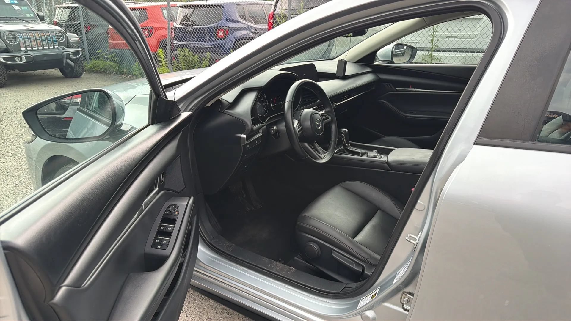 Used 2020 MAZDA MAZDA3 AWD Sedan w/ Select Package image 22