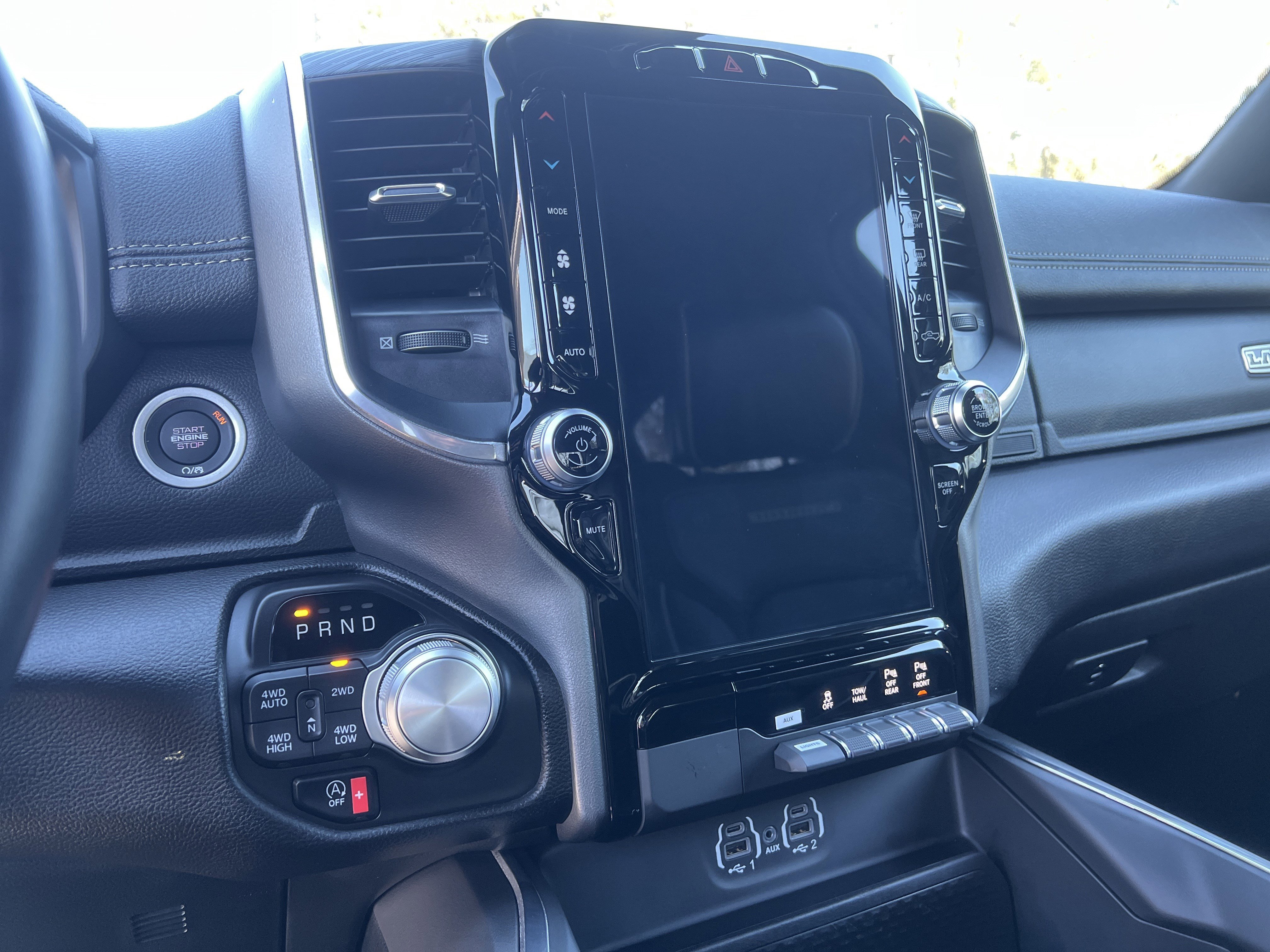 Used 2023 RAM 1500 Laramie AWD/4WD image 36