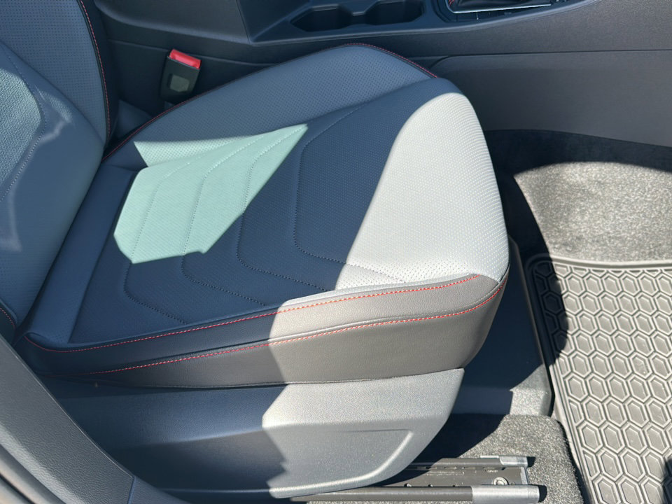 Used 2025 Volkswagen Jetta GLI Autobahn image 25