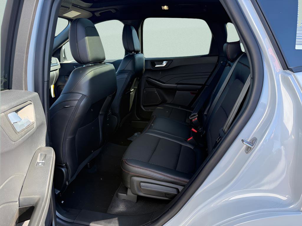 New 2026 Ford Escape ST-Line Elite w/ Equipment Group 501A AWD/4WD image 5