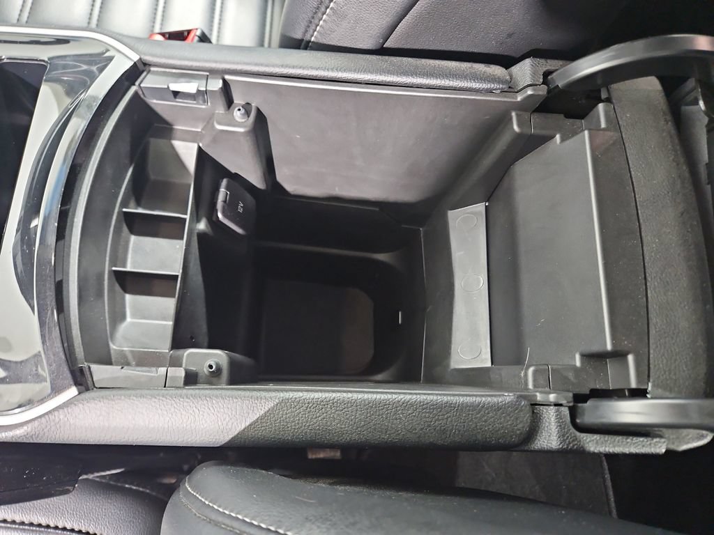 Used 2019 Ford Edge SEL w/ Equipment Group 201A FWD image 26