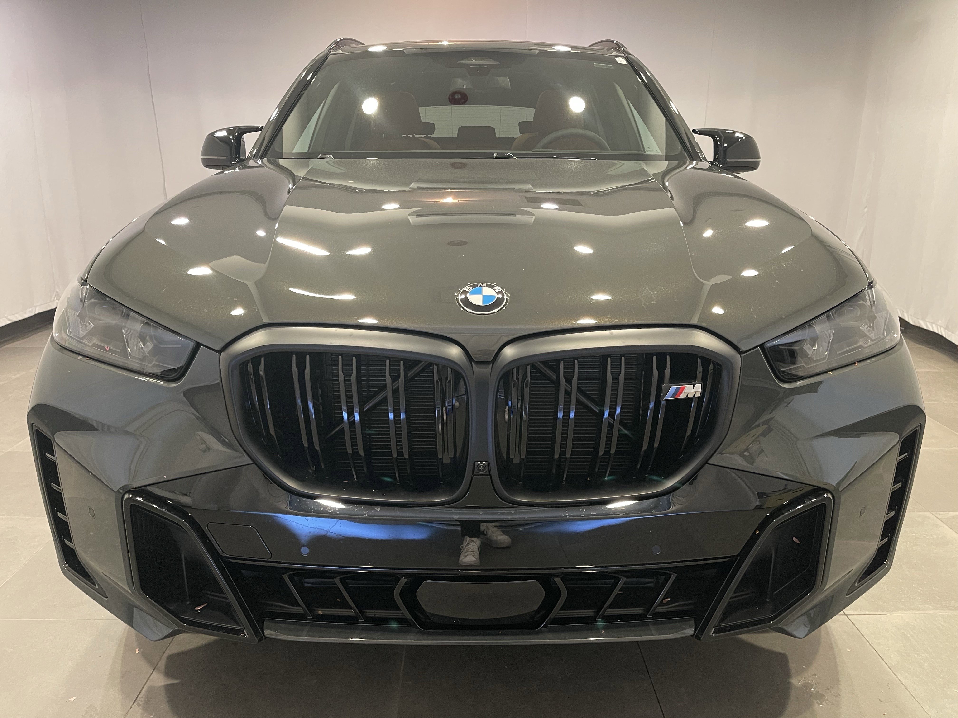 New 2026 BMW X5 M60i AWD/4WD image 2