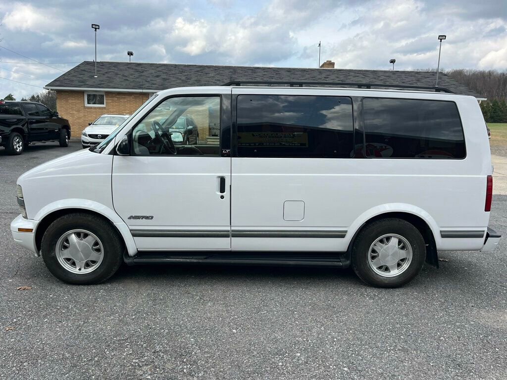 Used 1996 Chevrolet Astro Passenger image 6