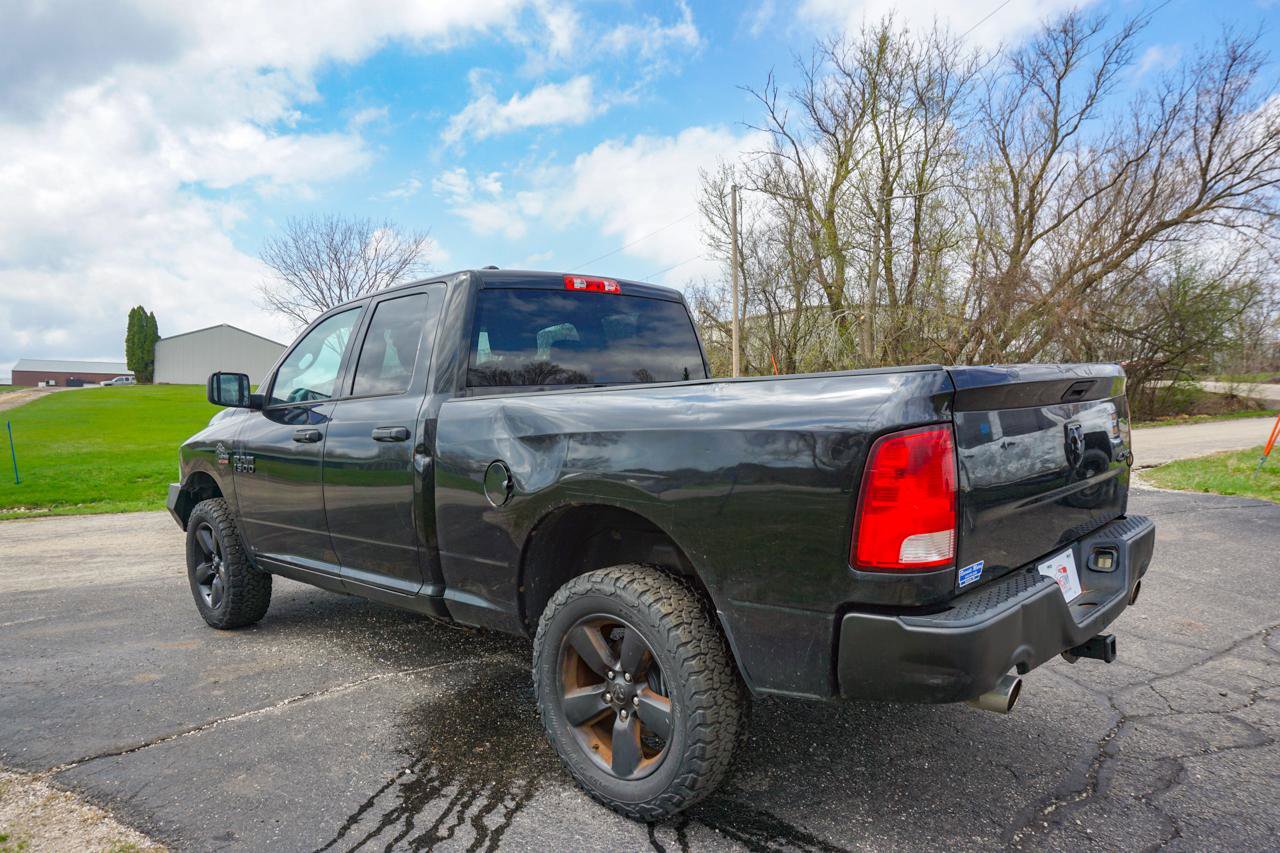 Used 2016 RAM 1500 Express w/ Black Ram 1500 Express Group AWD/4WD image 6