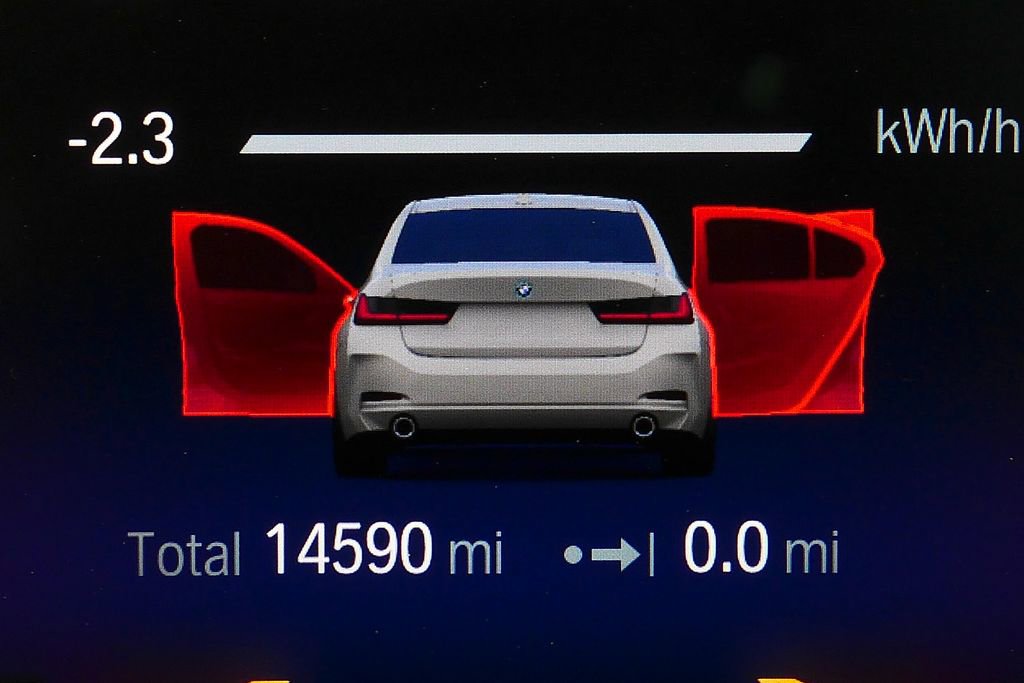 Certified 2024 BMW 330e 330e iPerformance w/ Convenience Package image 32