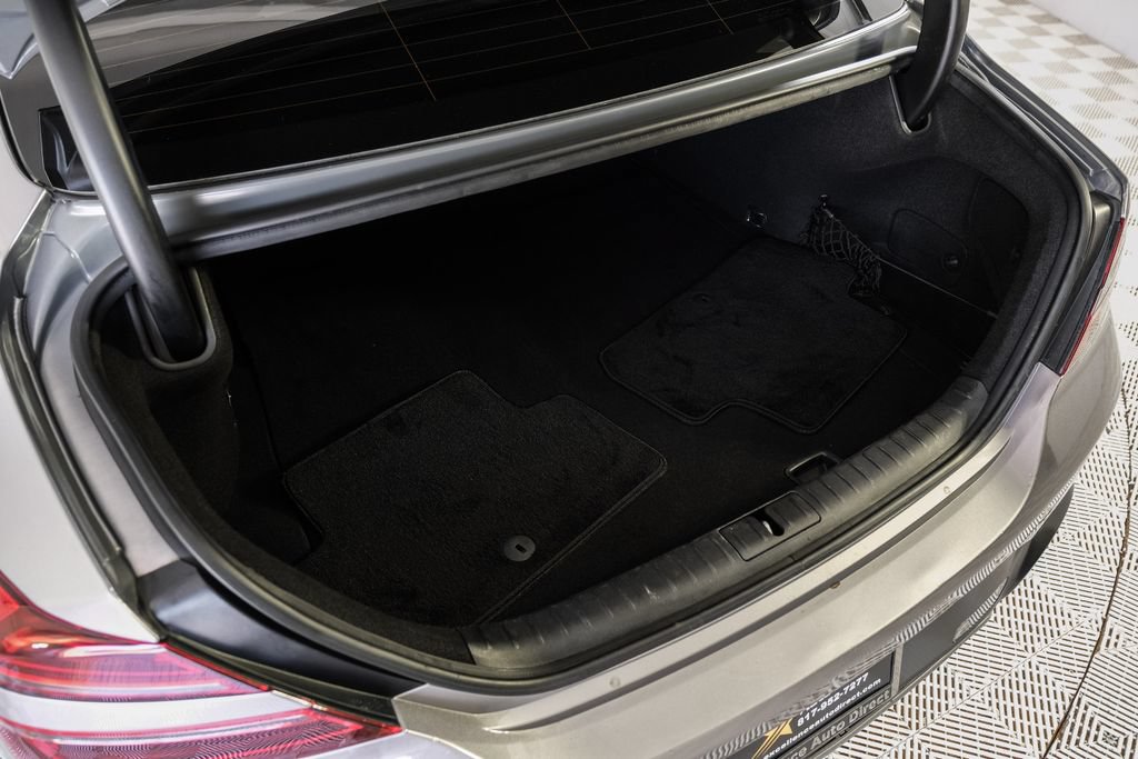 Used 2024 Genesis G70 2.5T RWD image 60