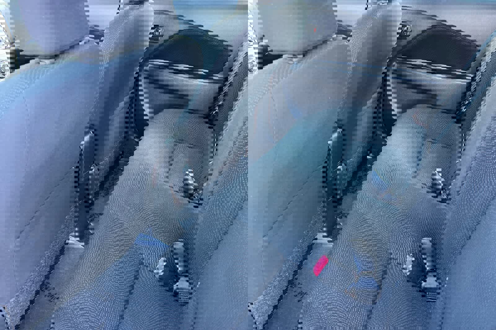 Used 2012 Toyota Yaris Sedan image 4