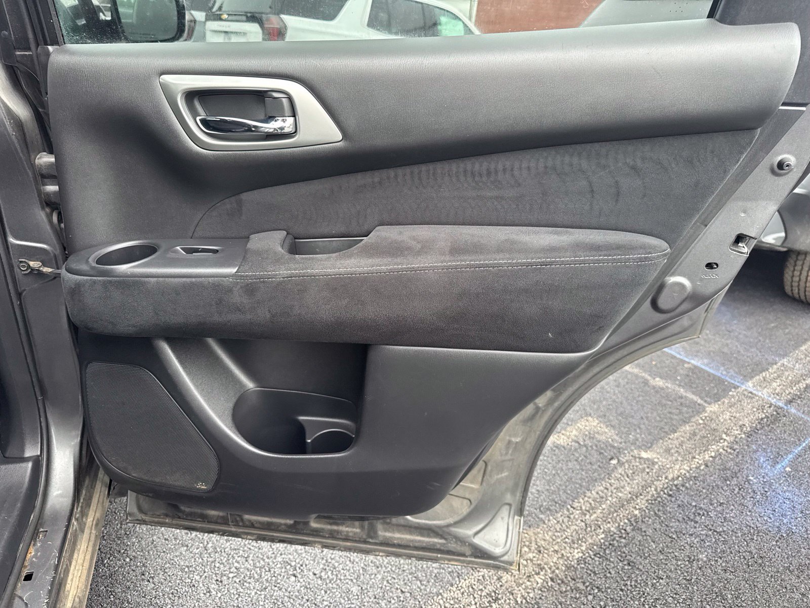 Used 2015 Nissan Pathfinder SV w/ Cargo Package FWD image 30