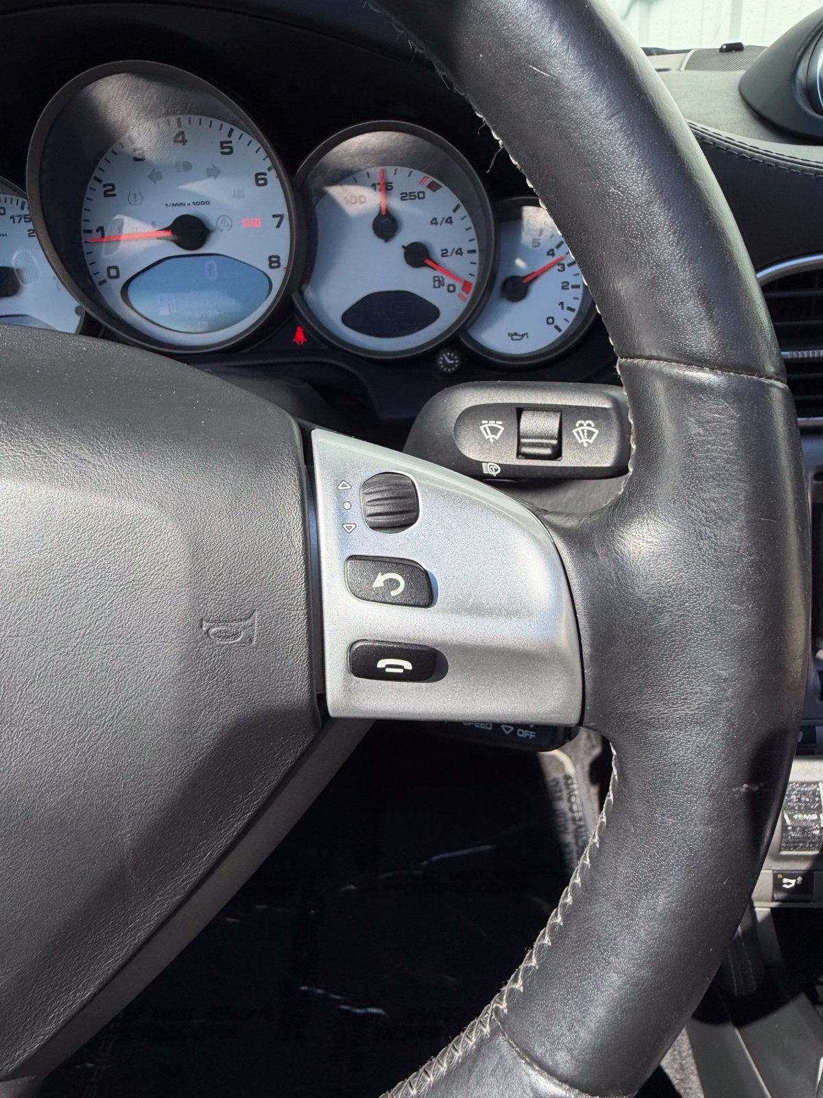 Used 2005 Porsche 911 Carrera S RWD image 16