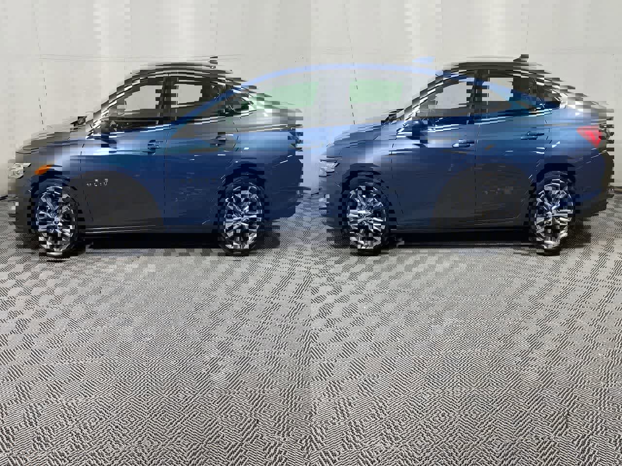 Used 2024 Chevrolet Malibu LT image 5