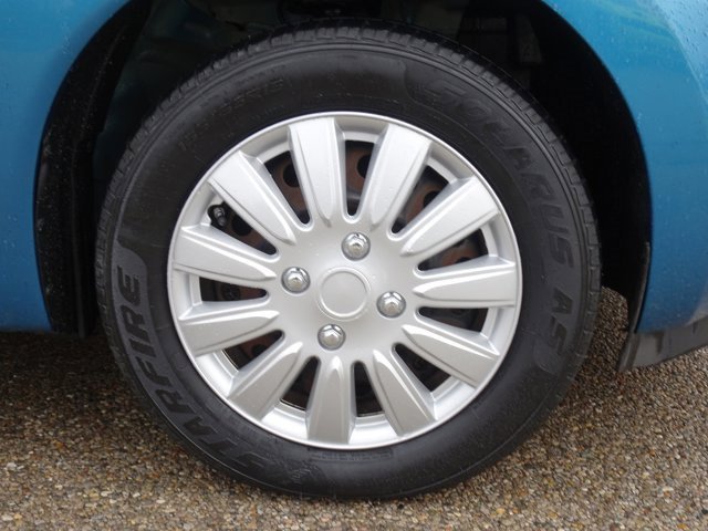 Used 2014 Nissan Versa Note SV image 25