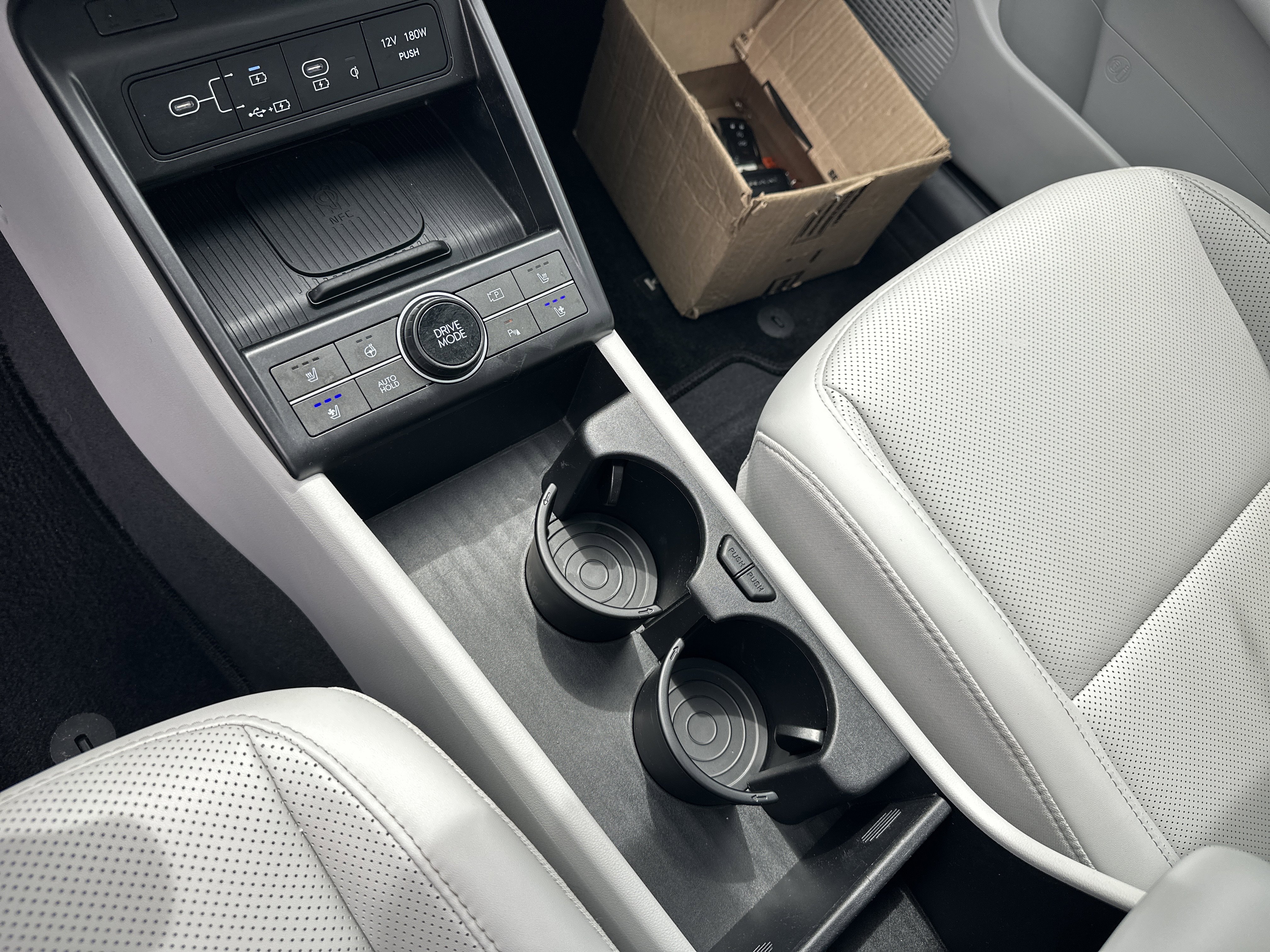 Used 2025 Hyundai Kona Limited image 33