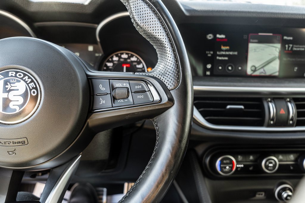 Used 2022 Alfa Romeo Stelvio Ti w/ Active Assist Plus Package image 25
