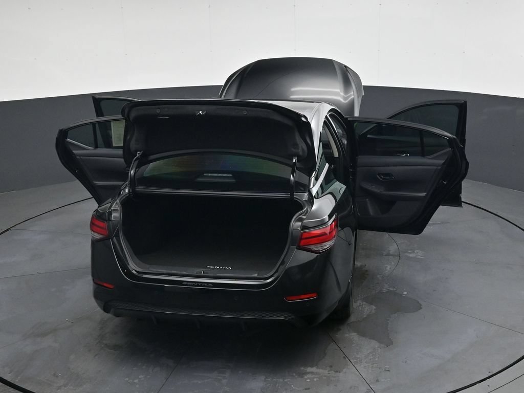 Used 2025 Nissan Sentra SV FWD image 45