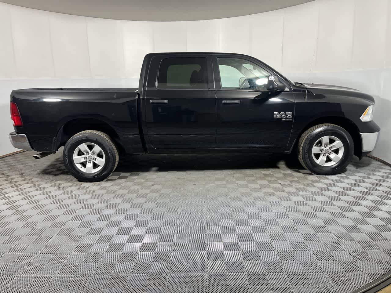 Used 2023 RAM 1500 Classic SLT w/ Trailer & Traction Group image 9