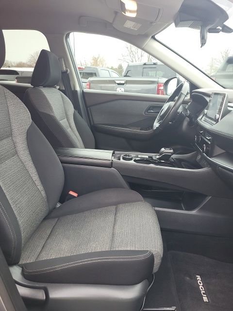 Used 2021 Nissan Rogue S image 20