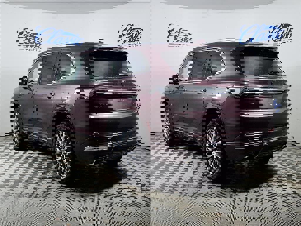 New 2026 Buick Enclave Avenir w/ Super Cruise Package image 2