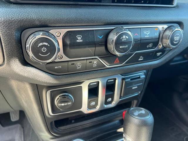 Certified 2025 Jeep Wrangler Sport AWD/4WD image 41